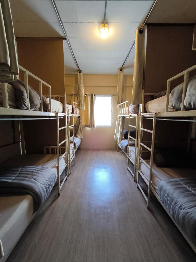Youyen Hostel กรุงเทพมหานคร ภายนอก รูปภาพ