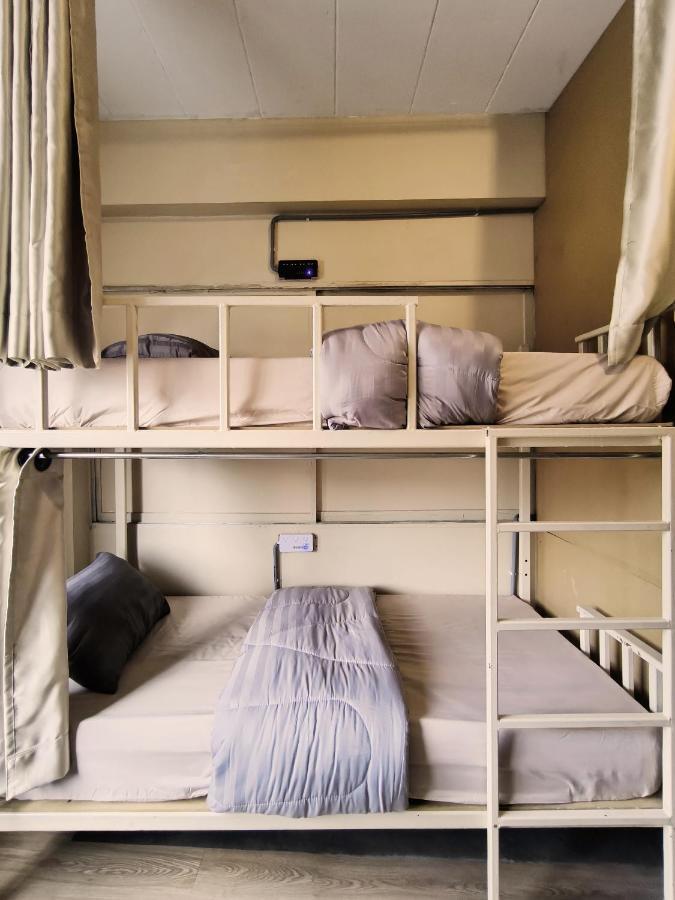 Youyen Hostel กรุงเทพมหานคร ภายนอก รูปภาพ