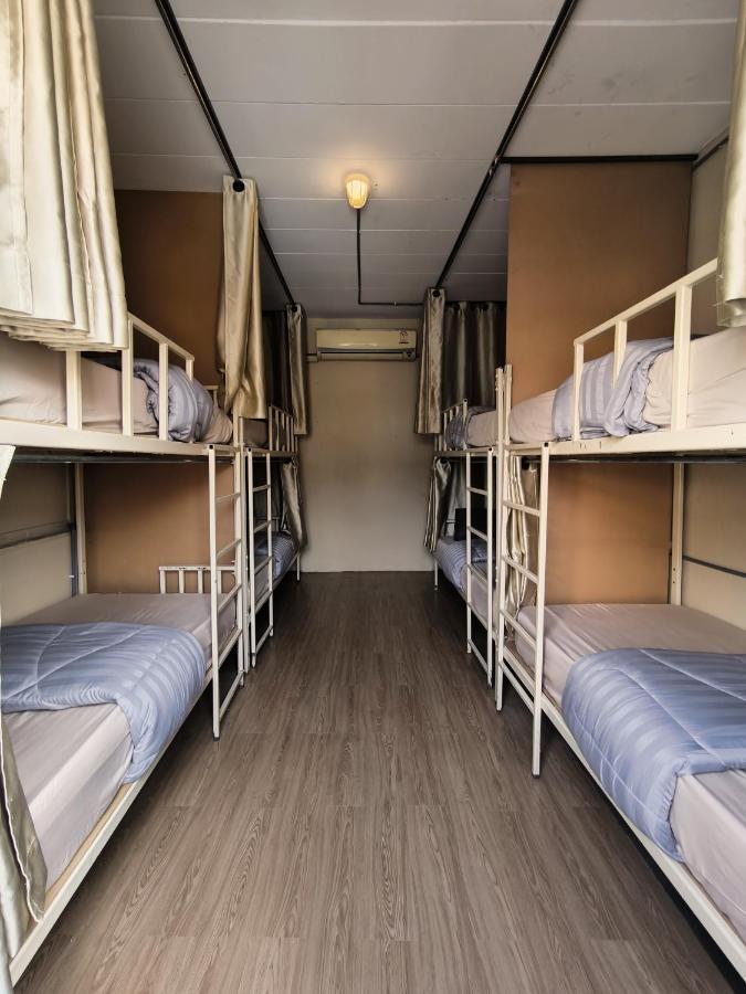 Youyen Hostel กรุงเทพมหานคร ภายนอก รูปภาพ