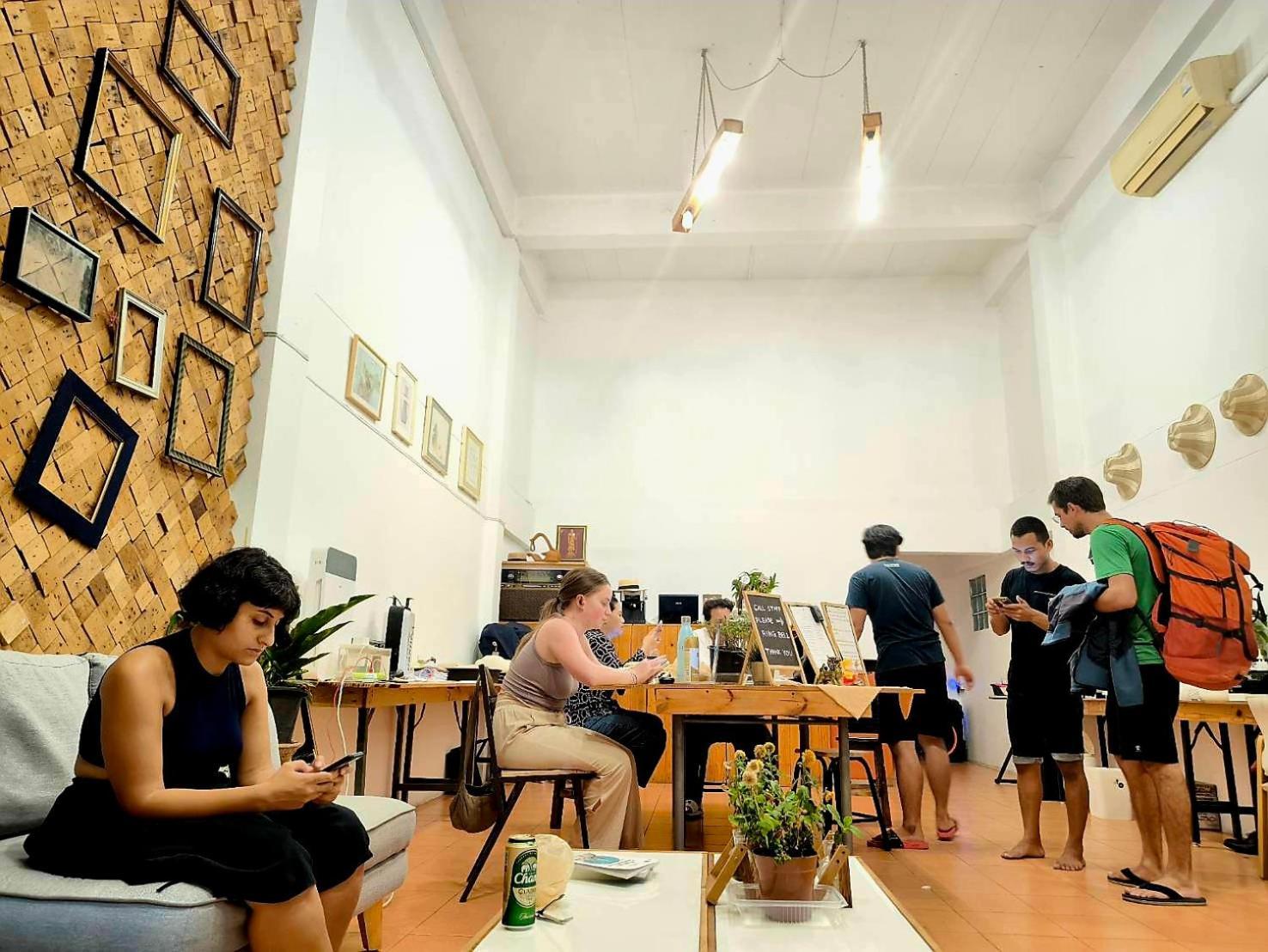 Youyen Hostel กรุงเทพมหานคร ภายนอก รูปภาพ