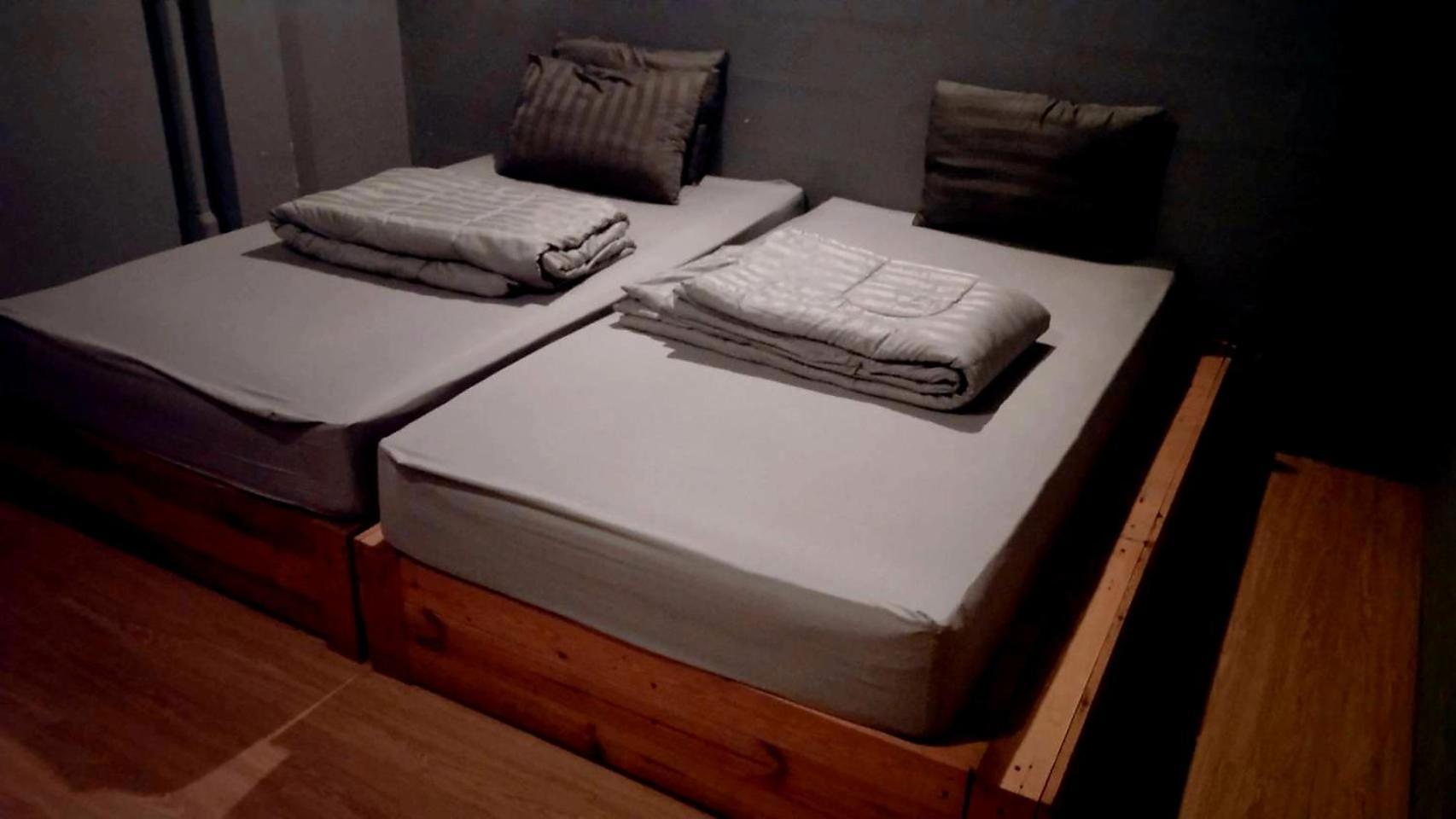 Youyen Hostel กรุงเทพมหานคร ภายนอก รูปภาพ