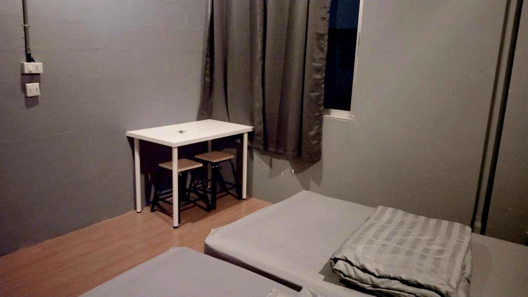 Youyen Hostel กรุงเทพมหานคร ภายนอก รูปภาพ