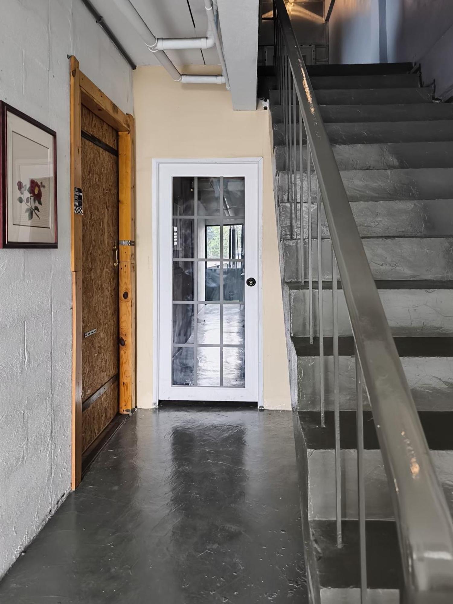 Youyen Hostel กรุงเทพมหานคร ภายนอก รูปภาพ