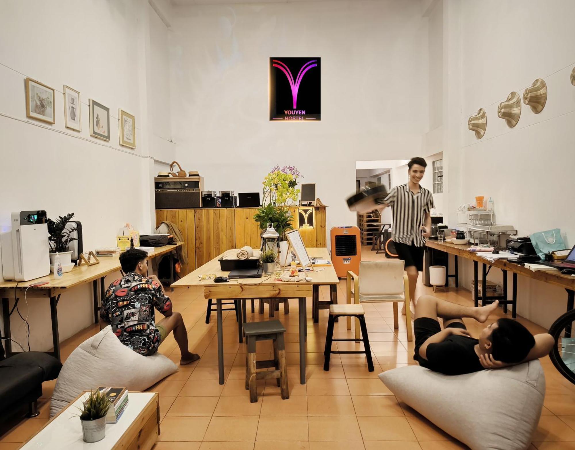 Youyen Hostel กรุงเทพมหานคร ภายนอก รูปภาพ