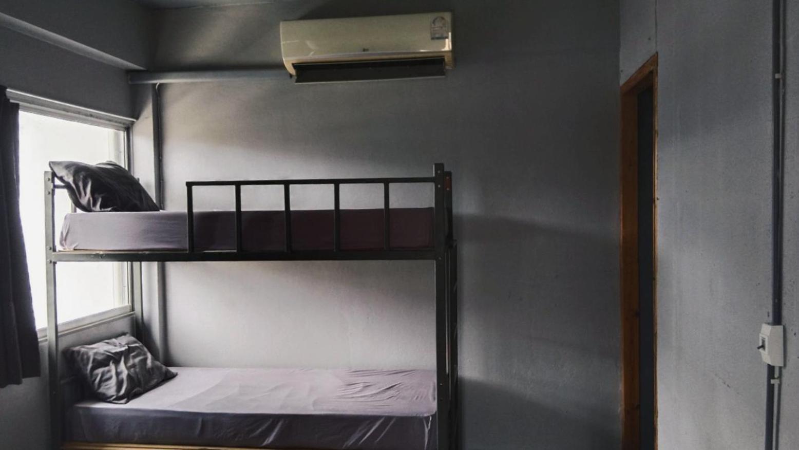 Youyen Hostel กรุงเทพมหานคร ภายนอก รูปภาพ