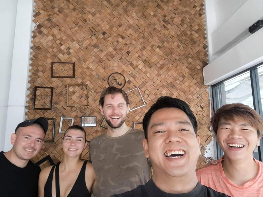 Youyen Hostel กรุงเทพมหานคร ภายนอก รูปภาพ
