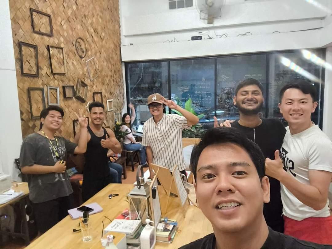 Youyen Hostel กรุงเทพมหานคร ภายนอก รูปภาพ